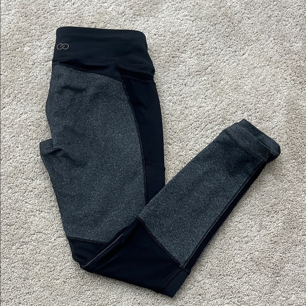 CALIA by Carrie Underwood Black and Gray Leggings